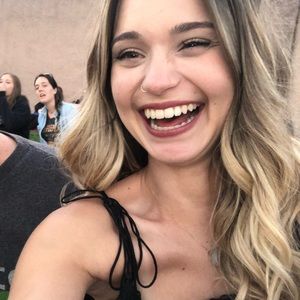 Meet your Posher, Ashleigh